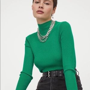 h&m ribbed mock-turtleneck
